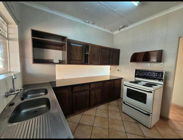 3 BEDROOM SECTIONAL TITLE FOR SALE IN ELANDSRAND